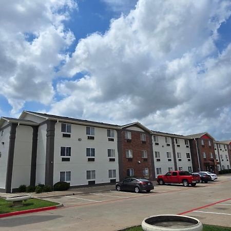 Отель Super 8 By Wyndham Irving Dfw Airport/South Экстерьер фото